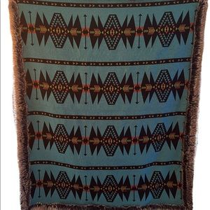 SpiritHoods Grey Wolf Throw